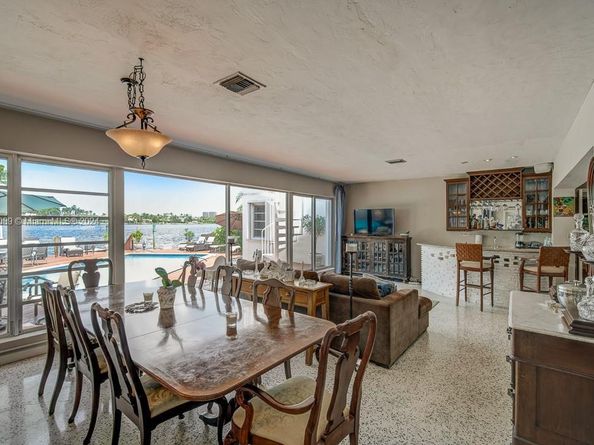 1531 Stillwater Dr, Miami Beach FL 33141