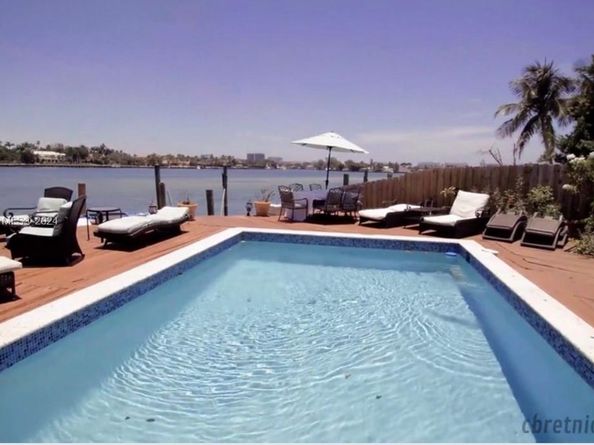 1531 Stillwater Dr, Miami Beach FL 33141