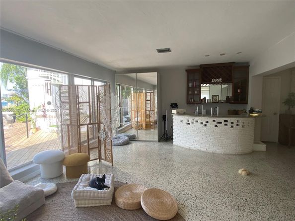 1531 Stillwater Dr, Miami Beach FL 33141