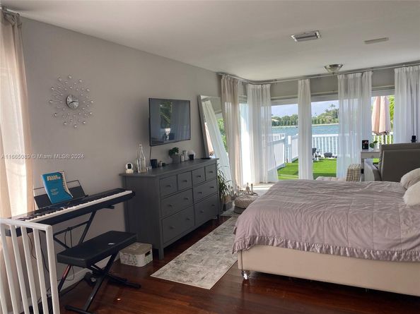 1531 Stillwater Dr, Miami Beach FL 33141
