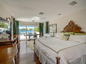 1531 Stillwater Dr, Miami Beach FL 33141