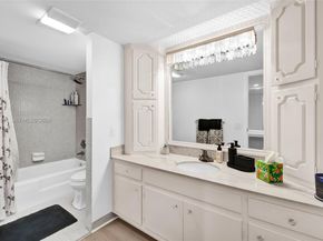 3101 NE 47th Ct 303, Fort Lauderdale FL 33308