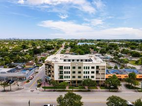 4100 SW 64th Ave 301, Davie FL 33314