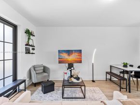 4100 SW 64th Ave 301, Davie FL 33314