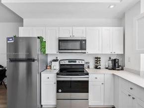 4100 SW 64th Ave 301, Davie FL 33314