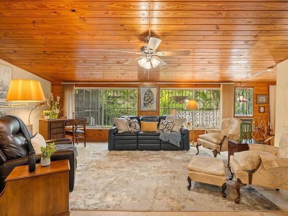 430 NE 52nd Ter, Miami FL 33137