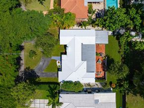 430 NE 52nd Ter, Miami FL 33137