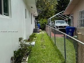 67 NW 34th St, Miami FL 33127