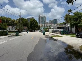 67 NW 34th St, Miami FL 33127