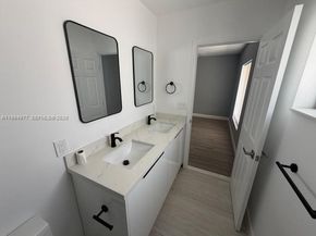 644 NW 6th Ct, Hallandale Beach FL 33009
