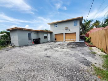 312 N 9th Ave N