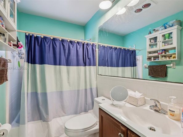 6003 NW 74th Ave, Tamarac FL 33321