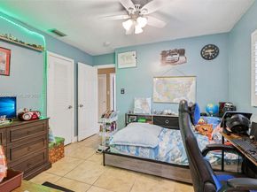 6003 NW 74th Ave, Tamarac FL 33321