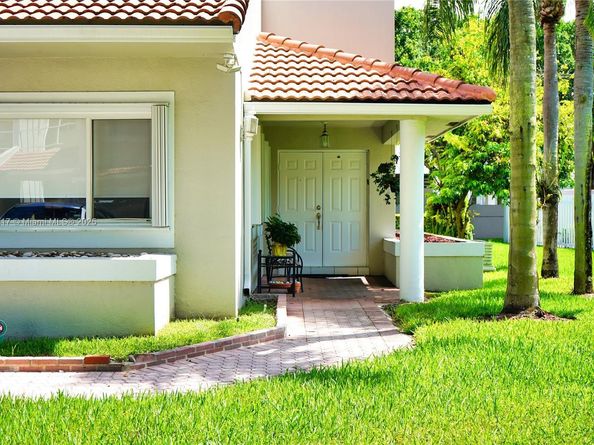 10024 NW 43nd TER, Doral FL 33178
