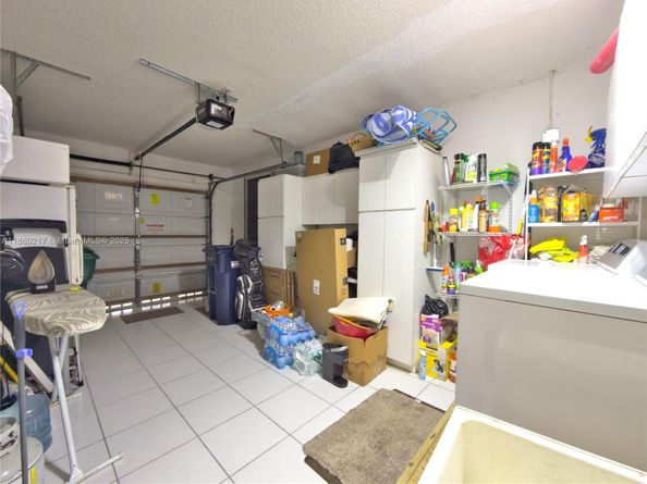 10024 NW 43nd TER, Doral FL 33178