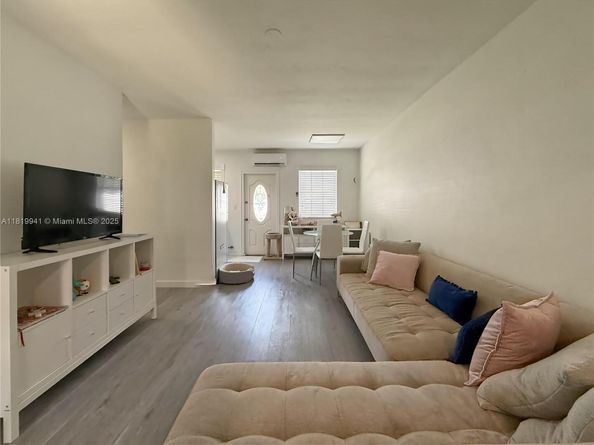3121-3123 SW 25th Ter, Miami FL 33133