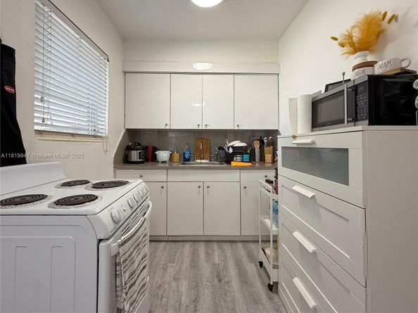3121-3123 SW 25th Ter, Miami FL 33133