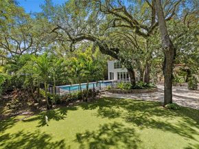 506 Sunset Dr, Coral Gables FL 33143