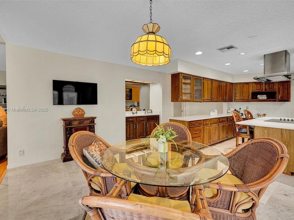 444 Glenbrook Dr, Atlantis FL 33462