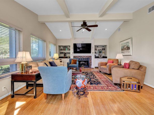 444 Glenbrook Dr, Atlantis FL 33462