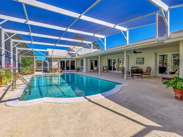 444 Glenbrook Dr, Atlantis FL 33462