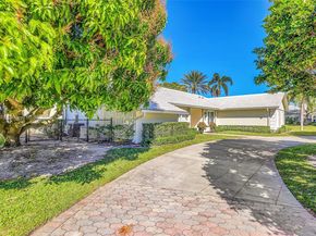 444 Glenbrook Dr, Atlantis FL 33462