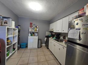 4001 NW 31st Ave, Lauderdale Lakes FL 33309