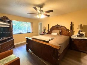 8201 NW 53rd St, Lauderhill FL 33351