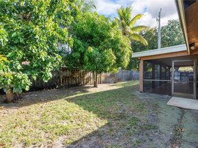 8201 NW 53rd St, Lauderhill FL 33351