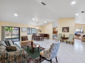 8201 NW 53rd St, Lauderhill FL 33351