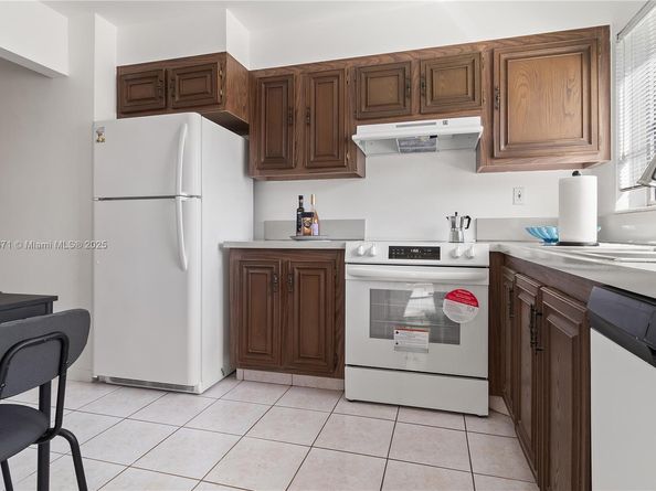 4047 NW 16th St 305, Lauderhill FL 33313