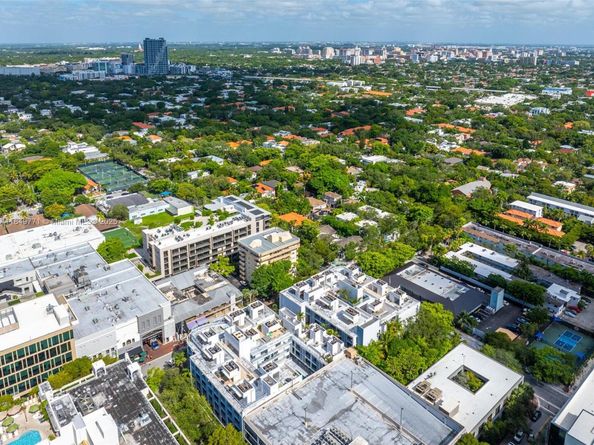 3339 Virginia St 306, Miami FL 33133