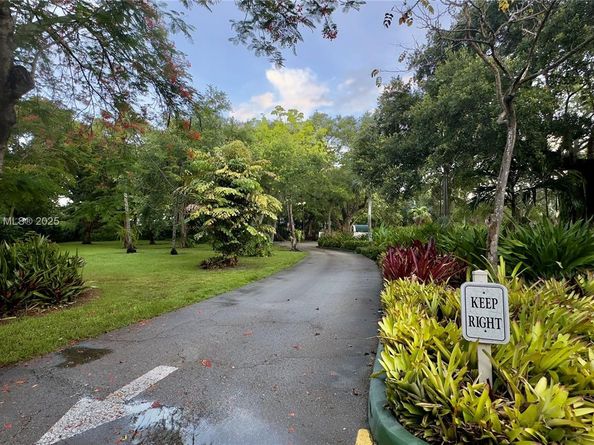 770 NE 69th St 2E, Miami FL 33138