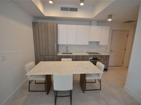 239 SW 9th St 1603, Miami FL 33130