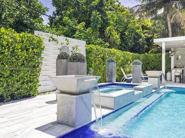 8236 SW 36th St, Miami FL 33155