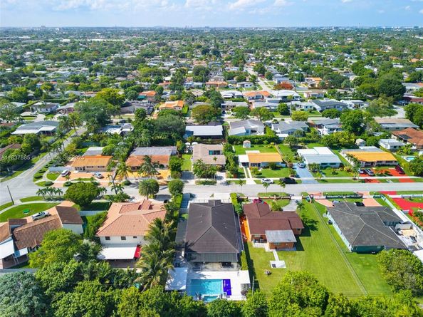 8236 SW 36th St, Miami FL 33155