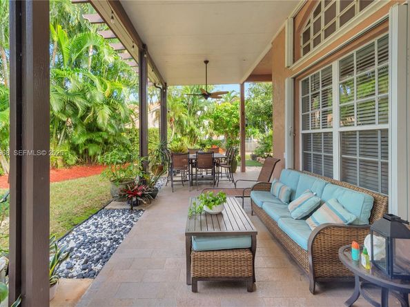 7908 NW 63rd Way, Parkland FL 33067