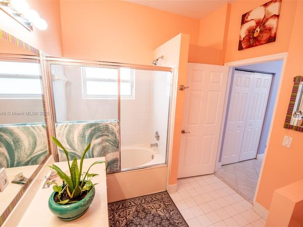 13070 NW 5th St, Pembroke Pines FL 33028