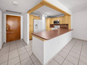 6450 Collins Ave 205, Miami Beach FL 33141