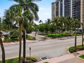 6450 Collins Ave 205, Miami Beach FL 33141