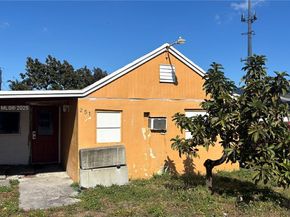 251 W 27th St, Hialeah FL 33010