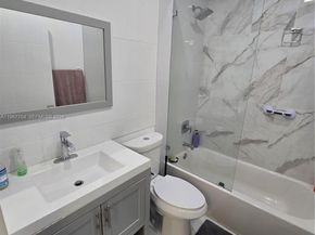 1453 NW 70th St, Miami FL 33147