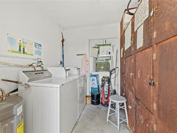 2320 Jackson St 6, Hollywood FL 33020