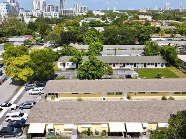 2320 Jackson St 6, Hollywood FL 33020