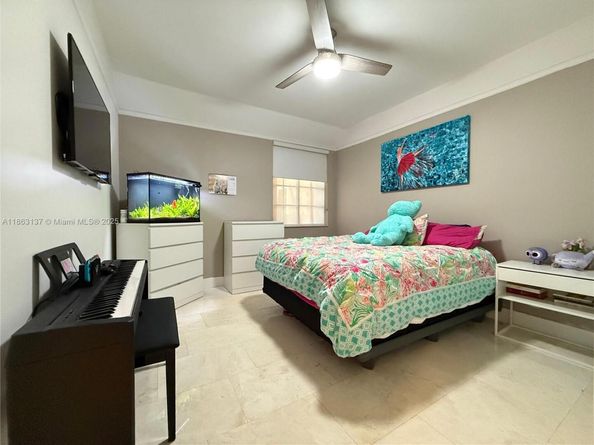 2729 Kinsington Cir 42, Weston FL 33332