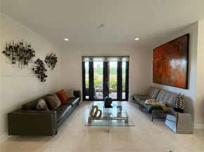2729 Kinsington Cir 42, Weston FL 33332