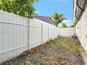 6336 SW 22nd St, Miramar FL 33023