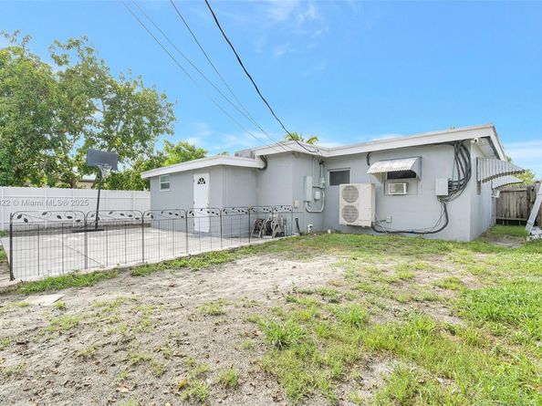 6336 SW 22nd St, Miramar FL 33023