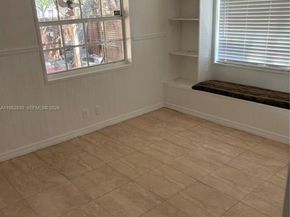 729 NE 2nd Ct, Hallandale Beach FL 33009