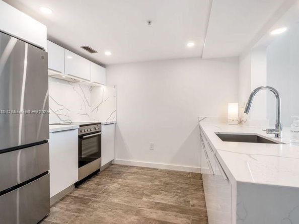 3020 NE 32nd Ave 1505, Fort Lauderdale FL 33308